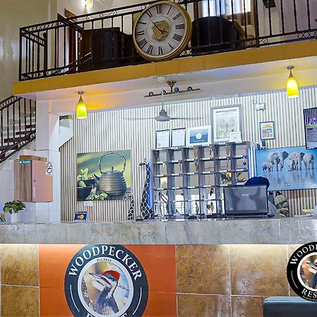 Woodpecker Resort Hotel Банжул Экстерьер фото
